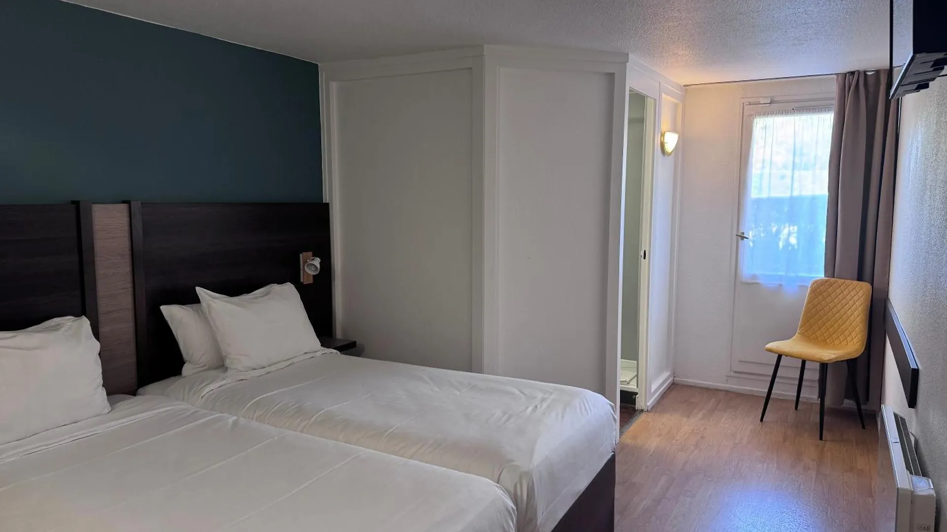 Where to Stay in Epernay: 4 Best Budget Hotels