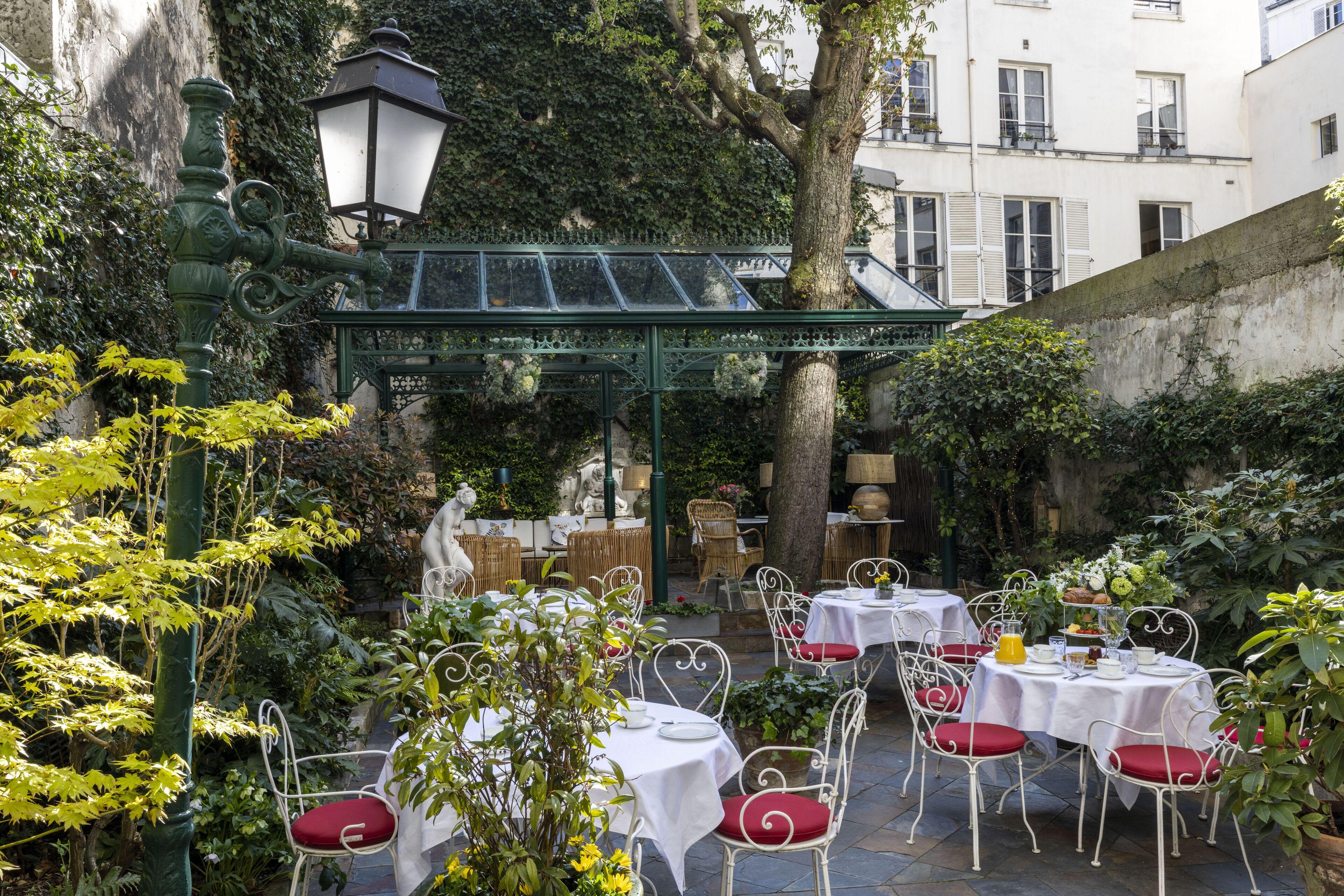 15 Central Hotels in Saint-Germain-des-Prés That Deliver