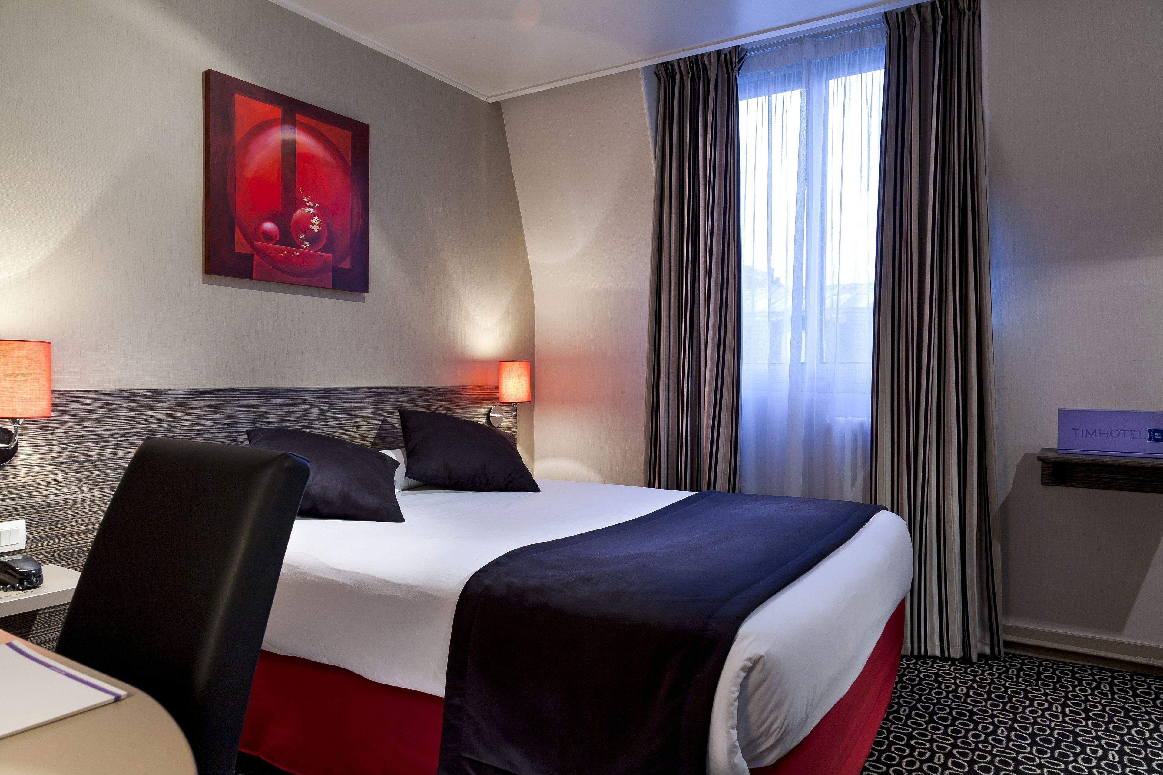 15 Romantic Hotels in Montparnasse That Couples Keep Coming Back To