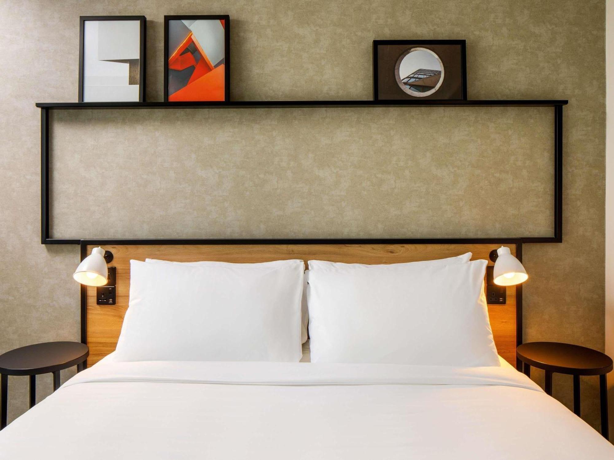 5 Airport Hotels Near Rue des Forges Worth Booking